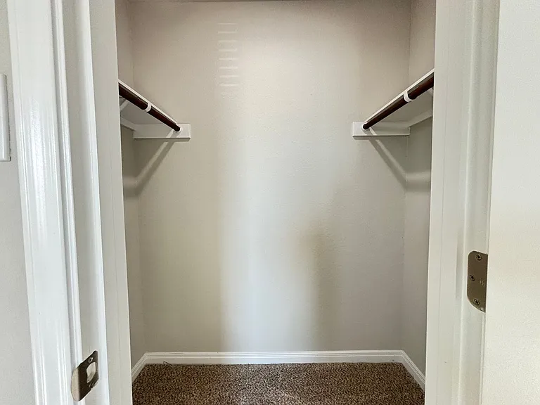 330 Caleb Ct — Photo 27