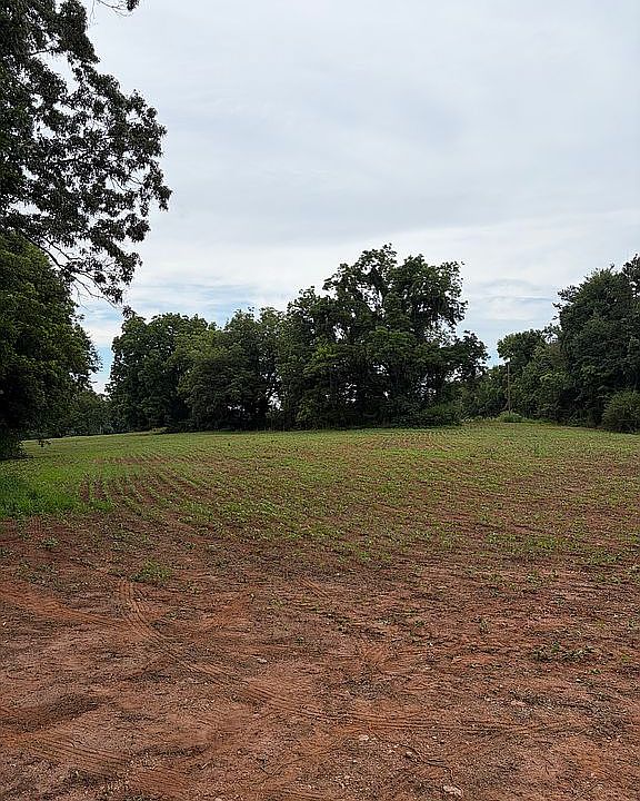 1st image of 700 Corbet Chappelear Rd