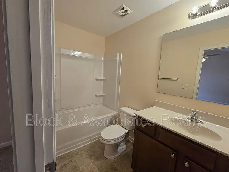 545 Song Sparrow Ln — Photo 10