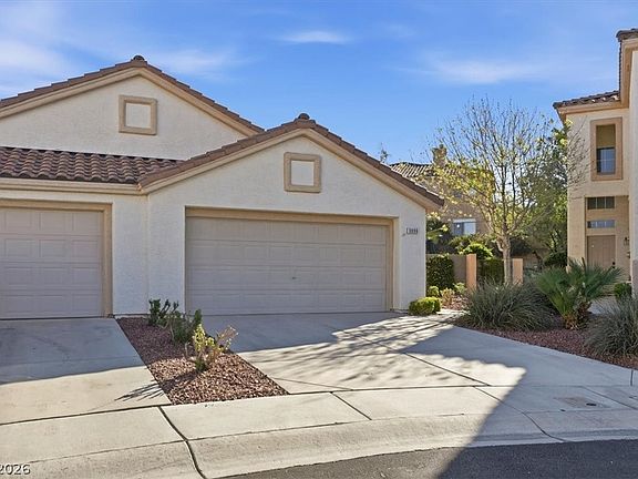 3rd image of 3096 Maple Ridge Ct
