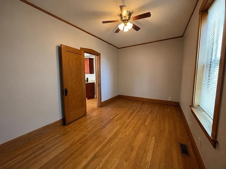 1900 S Highland Ave #1F — Photo 8
