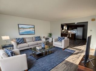 503 N Moreland Blvd #505, Waukesha, WI 53188