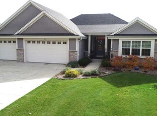 2015 Falls Rd, Grafton, WI 53024