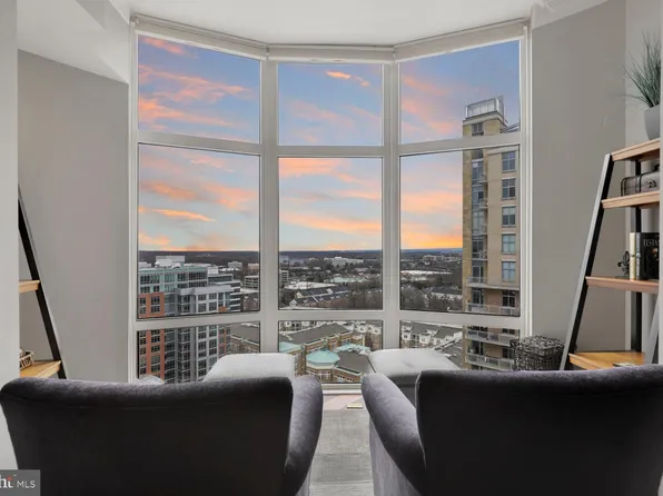 11990 Market St Unit 1801, Reston, VA 20190