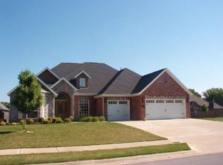 3802 SW Plateau Blvd, Bentonville, AR 72712