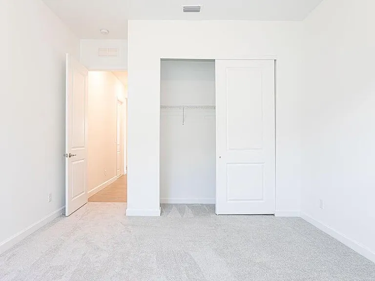 1132 Haywagon Trl — Photo 24