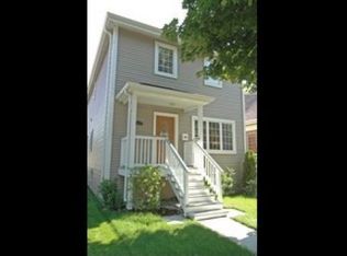 5035 N Kennison Ave, Chicago, IL 60630