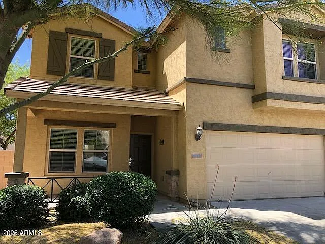 3 bed, 2.5 bath, 1901 sqft, $2,100 — Photo 2