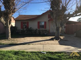 1601 4th St, Wasco, CA 93280