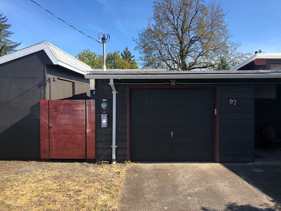 2nd image of 97 Hillview 2