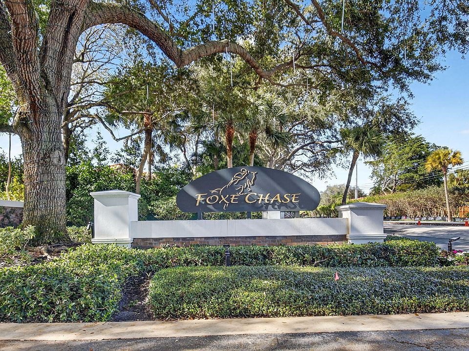 2nd image of 16164 Bridlewood Circle