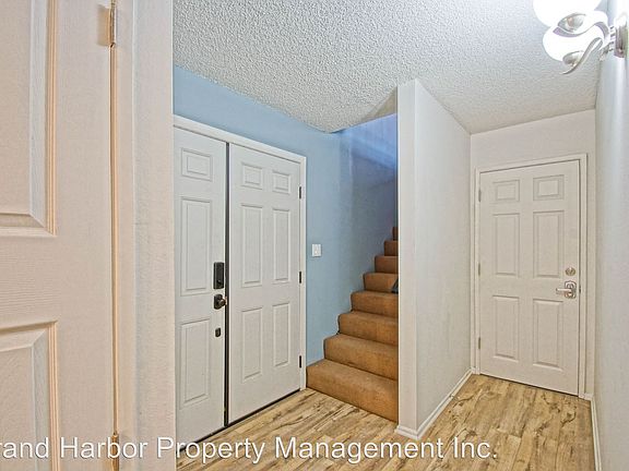 4th image of 454 Hollowell Ave
