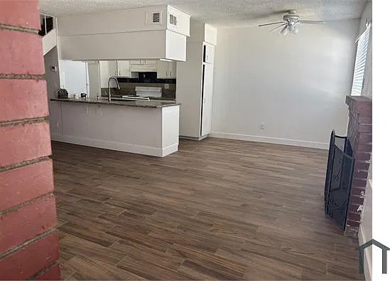 2 bed, 960 sqft, $1,700 — Photo 3