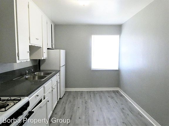 5th image of 445 W 15th St APT 12