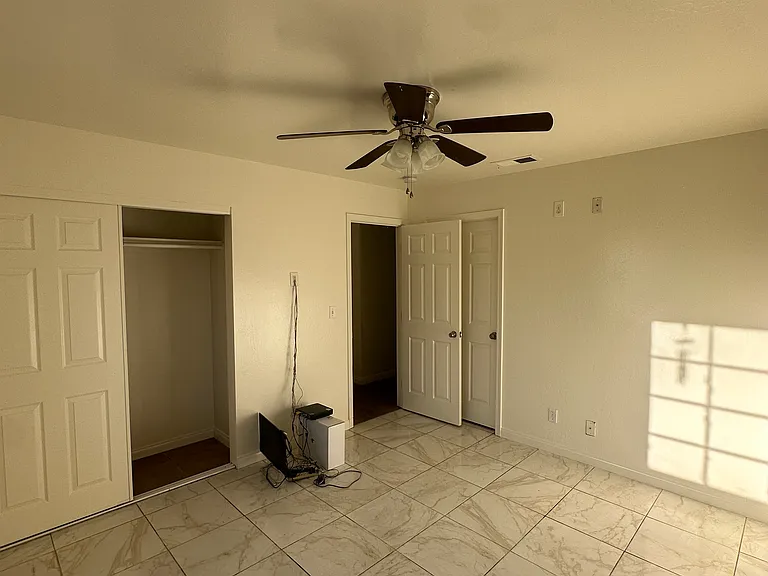 2901 Belhaven St — Photo 22