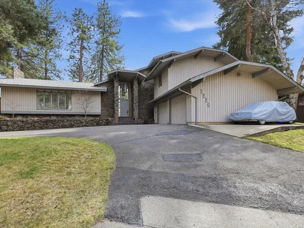 1226 E Christmas Tree Ln, Spokane, WA 99203