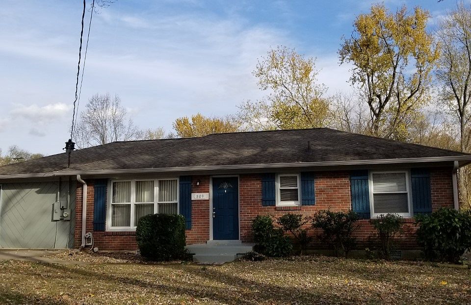 1st image of 809 Colfax Dr N