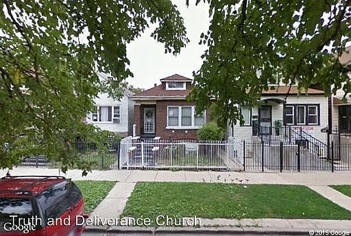 1st image of 4928 W Congress Pkwy