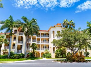 4833 Hampshire Ct APT 304, Naples, FL 34112