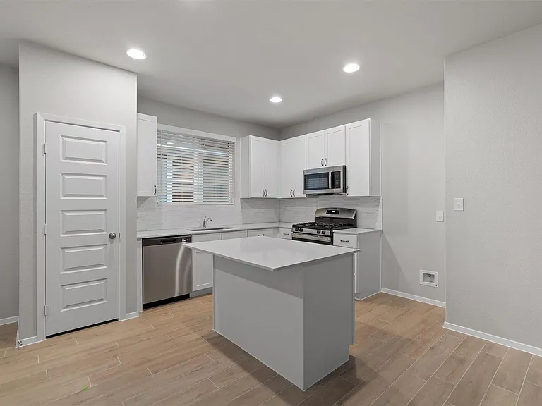109 Tillage Rd — Photo 8