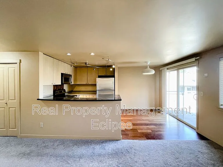8244 126th Ave NE #B301 — Photo 7
