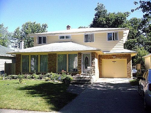 1st image of 60 Canterbury Ct