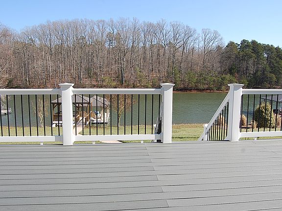 3rd image of 4322 Pointe Norman Dr