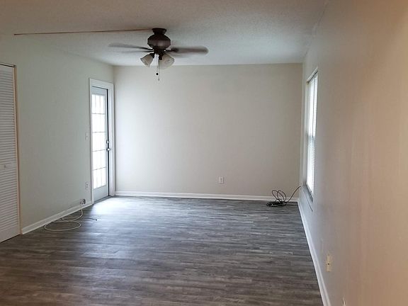3rd image of 1799 N Highland Ave #27