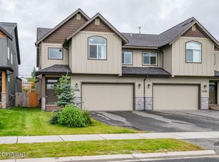 7688 Gate Creek Dr, Anchorage, AK 99502