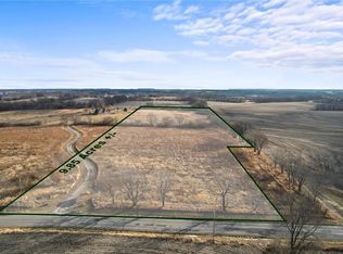 18473 County Line Rd, Smithville, MO 64089
