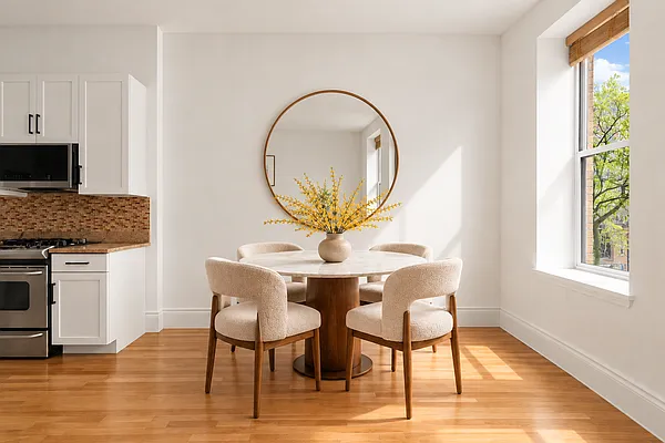 Dining area, photo 1