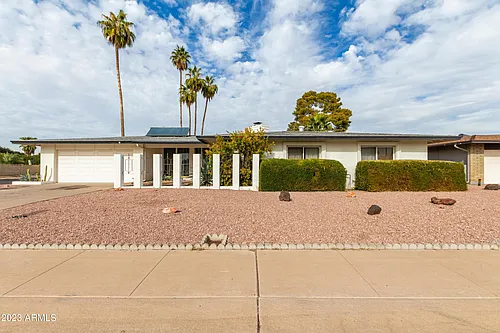 4428 W Laurie Ln Photo 1