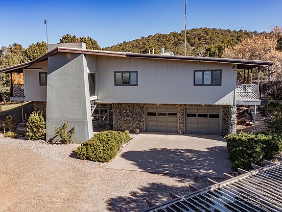 4th image of 90 Camino Primera Agua