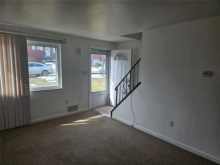 812 Westbury Rd #B — Photo 5