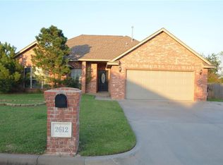 2612 N Nail Parkway, Moore, OK 73160