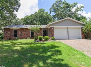 16 Markham Place Cir, Little Rock, AR 72211