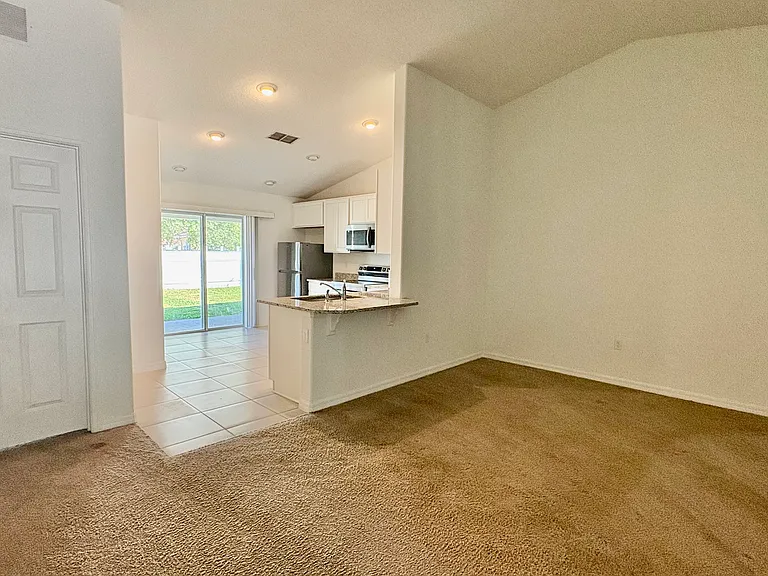 20 Buttonwood Ln #A — Photo 12