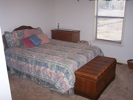 Guest bedroom