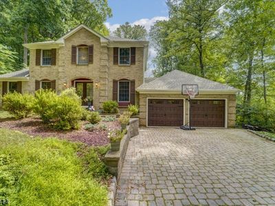40 Dogwood Ln, Watchung, NJ, 07069