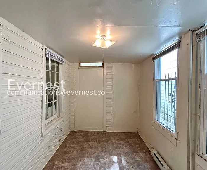 1204 N 20th St #1 — Photo 11