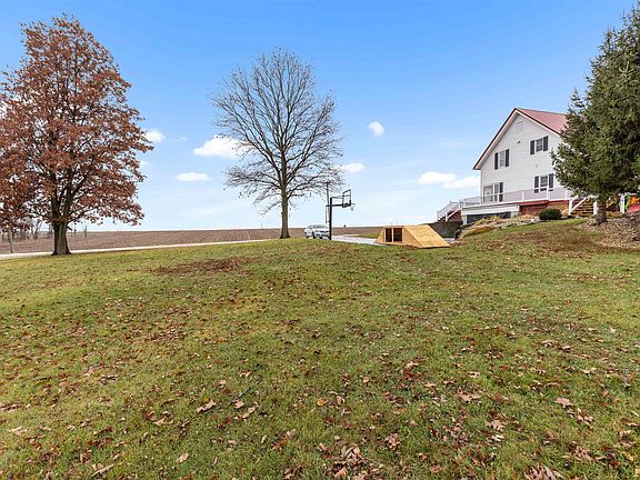 4th image of 16437 Edwardsville Rd