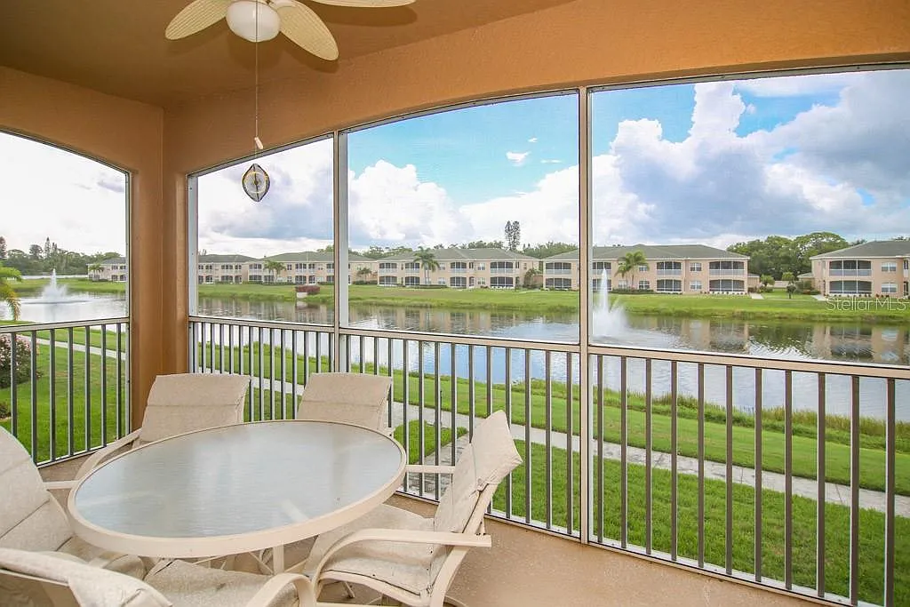 3 bed, 2.0 bath, 1482 sqft, $3,100 — Photo 1