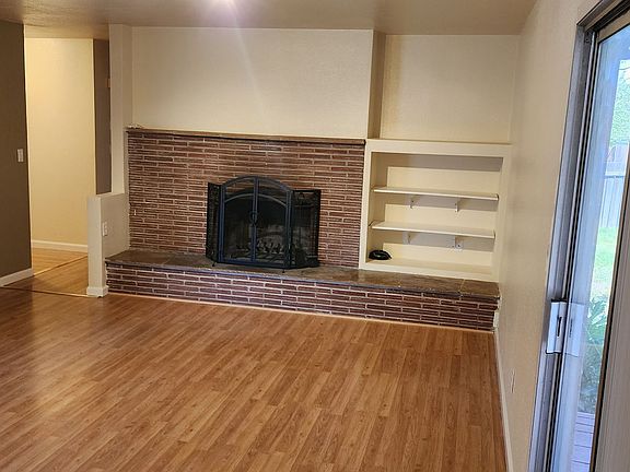 4th image of 2580 Valmar Pl
