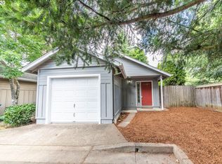 653 Hanover St, Eugene, OR 97402