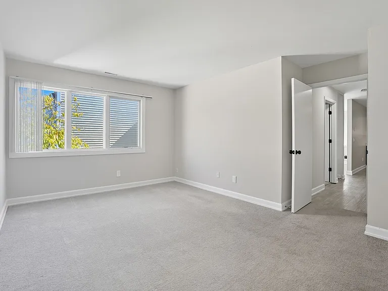 Candlelite Apartments — Photo 15
