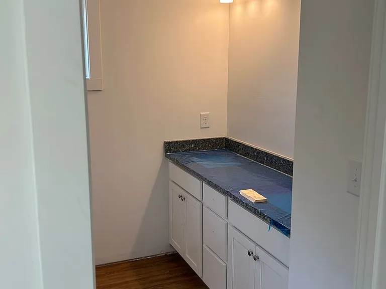 260 Griffeth St — Photo 12
