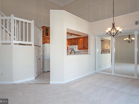 4th image of 7044 Ellingham Cir Unit F