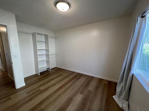 5th image of 10850 Eberly Ct
