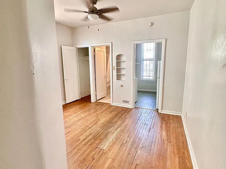 333 E 100 S — Photo 22