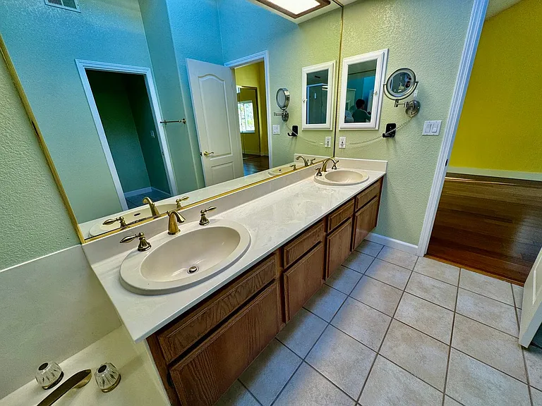 5477 Hackney Ln — Photo 25